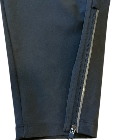 Lululemon “Chill Motion Pant “30” - Picture 5 of 11